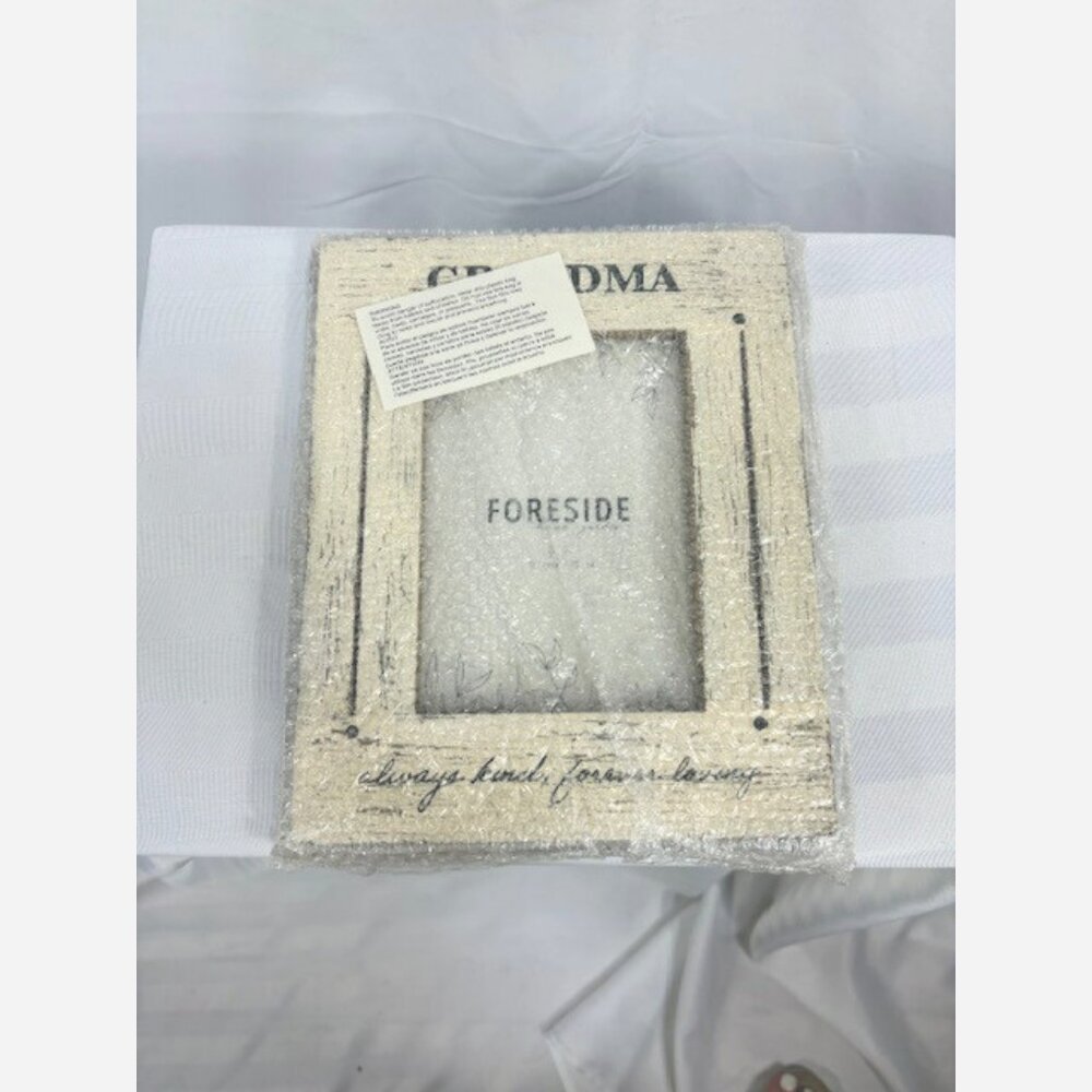 Grandma Photo Frame – Rustic Whitewashed Wood - Picture 7 of 8
